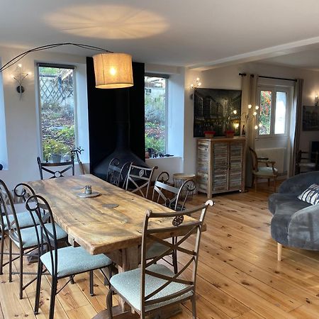 Villa Les Terrasses Dans La Nature Avec Piscine A 2 Pas De Lyon, Metro A 15Mn A Pied Pour Lyon Centre En 10Mn Ou Bus A 300M Pour Lyon Centre Улан Екстериор снимка