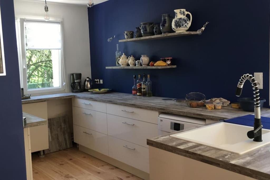 Villa Les Terrasses Dans La Nature Avec Piscine A 2 Pas De Lyon, Metro A 15Mn A Pied Pour Lyon Centre En 10Mn Ou Bus A 300M Pour Lyon Centre Улан Екстериор снимка